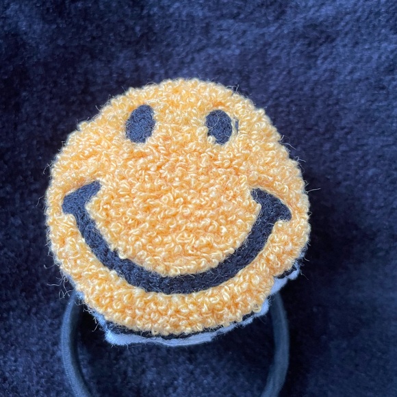 Two Cute hair ties from Japan- (dog/ only used once)(smile / never used) - Picture 4 of 4